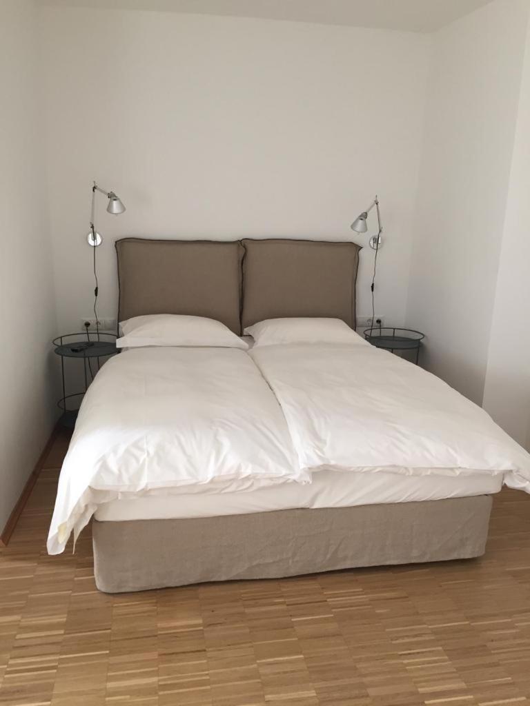 Achtzimmer Wurzburg Luaran gambar